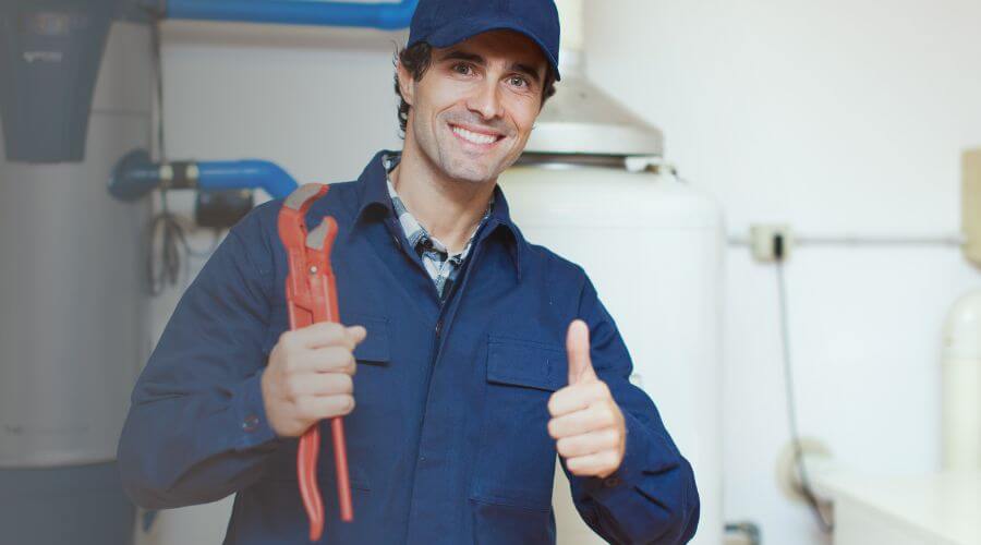 Local water heater installation in Holt, FL